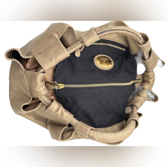 Loewe Napa Aire Cream Anagram Leather Handbag - Picture 2 of 16